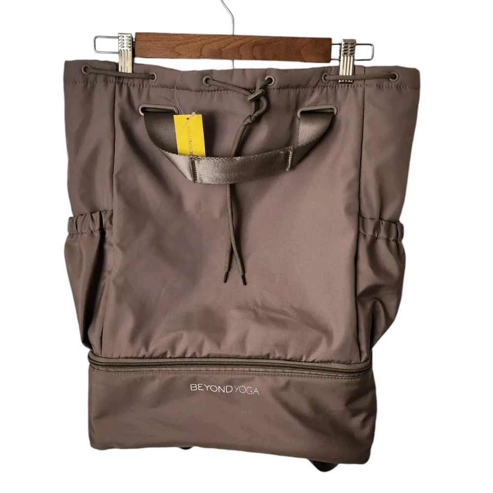 Beyond Yoga Bag Gym Backpack Birch Convertible Bag New With Tags NWT